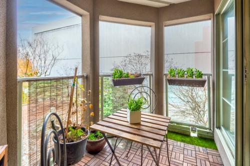 204-1082 8Th Avenue W, Vancouver, BC 