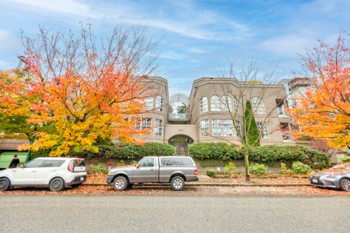 204-1082 8Th Avenue W, Vancouver, BC 