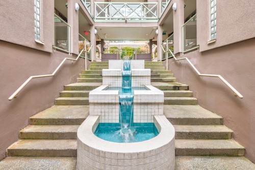 204-1082 8Th Avenue W, Vancouver, BC 