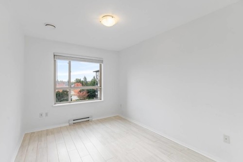 305-3156 Dayanee Springs Blvd, Coquitlam, BC 