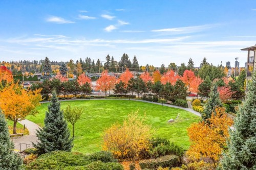 305-3156 Dayanee Springs Blvd, Coquitlam, BC 