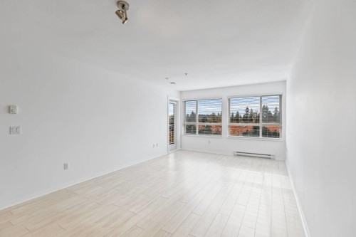 305-3156 Dayanee Springs Blvd, Coquitlam, BC 