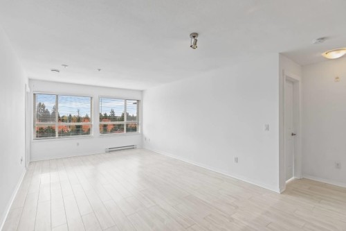 305-3156 Dayanee Springs Blvd, Coquitlam, BC 