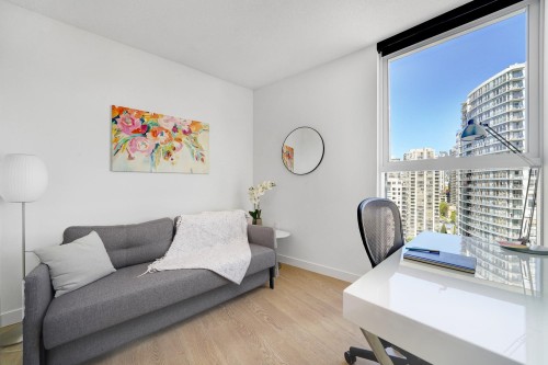 2006-89 Nelson Street, Vancouver, BC 