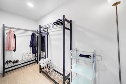 2006-89 Nelson Street, Vancouver, BC 