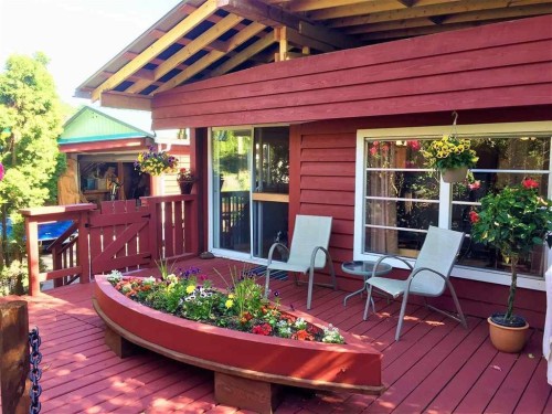 6 Bracken Parkway  Squamish, BC V0N 1H0