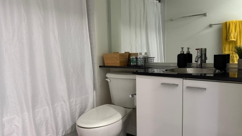 2306-131 Regiment Square, Vancouver, BC 