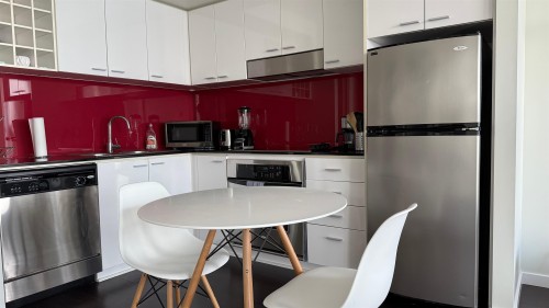 2306-131 Regiment Square, Vancouver, BC 