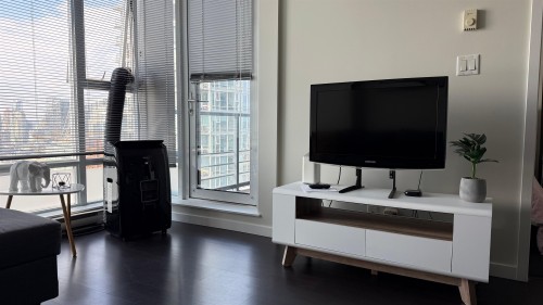 2306-131 Regiment Square, Vancouver, BC 