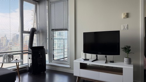 2306-131 Regiment Square, Vancouver, BC 