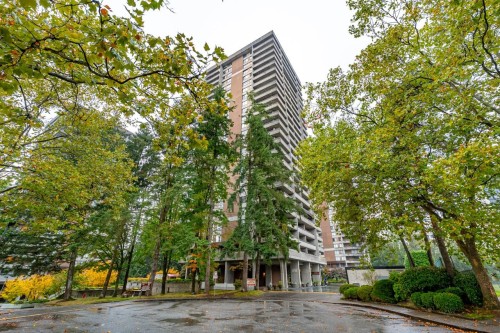 702-3755 Bartlett Court  Burnaby, BC V3J 7G7