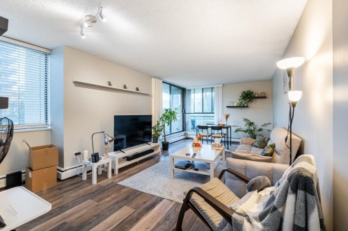 702-3755 Bartlett Court, Burnaby, BC 