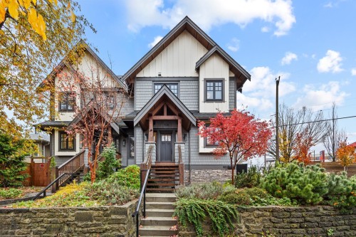 908 17Th Avenue E, Vancouver, BC 