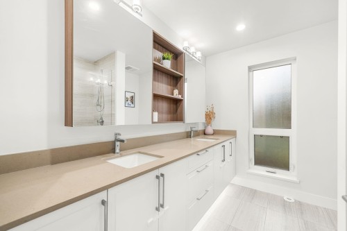 28-70 Seaview Drive, Port Moody, BC 