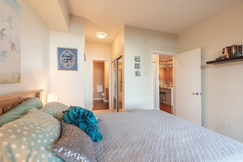 105-5160 Davis Bay Road, Sechelt, BC 