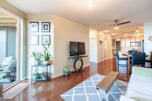 105-5160 Davis Bay Road, Sechelt, BC 