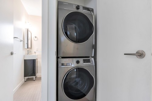 2052 41St Avenue E, Vancouver, BC 