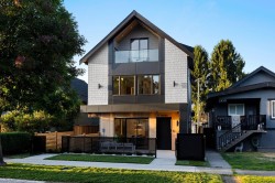 1-2435 Napier Street  Vancouver, BC V5K 2W2