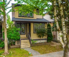 24277 102a Avenue  Maple Ridge, BC V2W 1X8