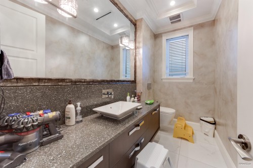 3029 45Th Avenue W, Vancouver, BC 