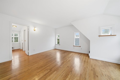 5761 Holland Street, Vancouver, BC 