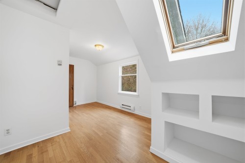 5761 Holland Street, Vancouver, BC 