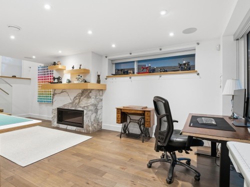 1381 Chine Crescent, Coquitlam, BC 