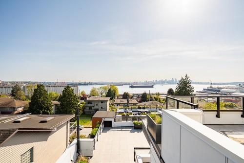 2-434 1St Street E, North Vancouver, BC 