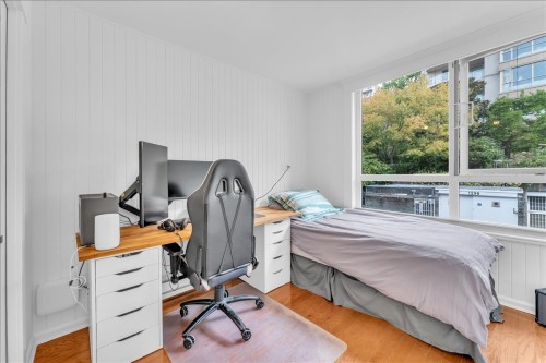 401-1330 Jervis Street, Vancouver, BC 