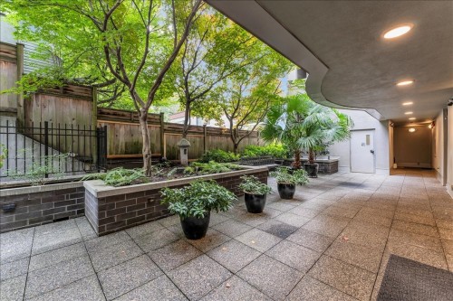 401-1330 Jervis Street, Vancouver, BC 