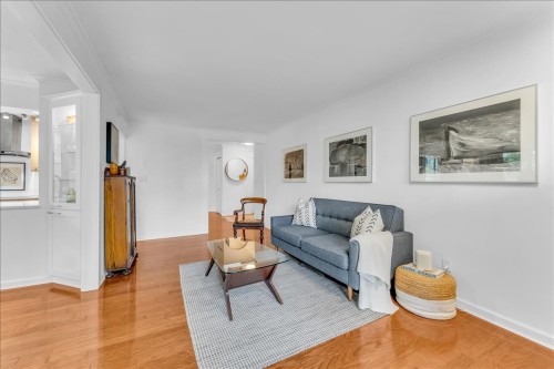 401-1330 Jervis Street, Vancouver, BC 