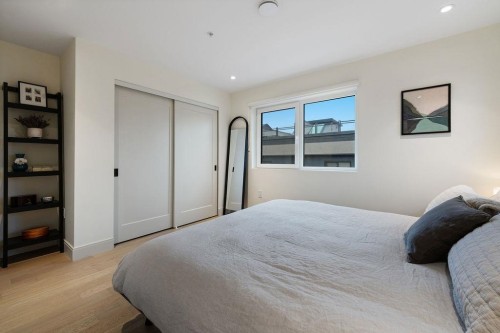 27-632 3Rd Street E, North Vancouver, BC 