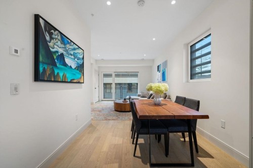 27-632 3Rd Street E, North Vancouver, BC 