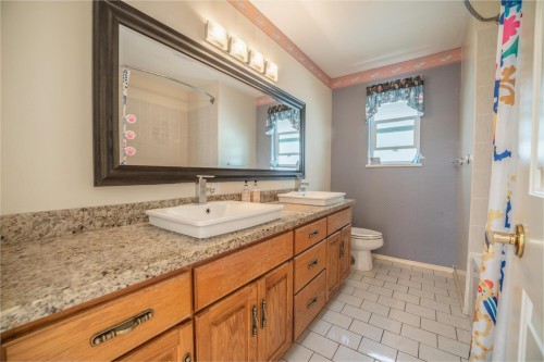 7932 Rosewood Street, Burnaby, BC 