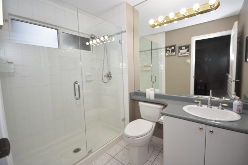 11-4748 54A Street, Delta, BC 