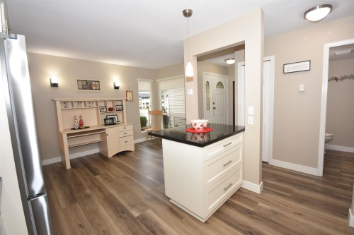 11-4748 54A Street, Delta, BC 