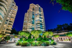 4D-338 Taylor Way  West Vancouver, BC V7T 2Y1