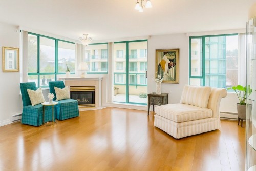 4D-338 Taylor Way, West Vancouver, BC 