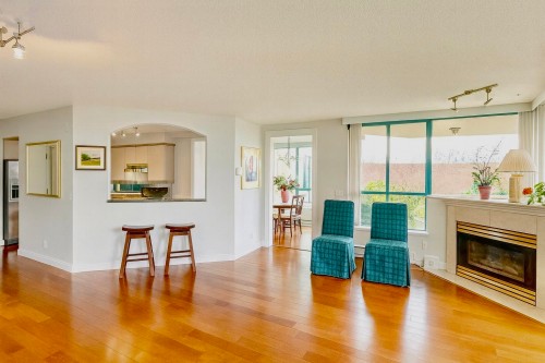 4D-338 Taylor Way, West Vancouver, BC 