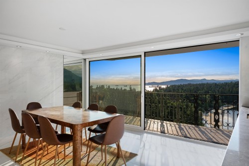 1501-845 Chilco Street, Vancouver, BC 