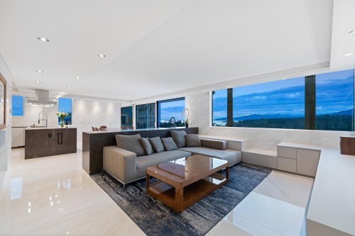 1501-845 Chilco Street, Vancouver, BC 