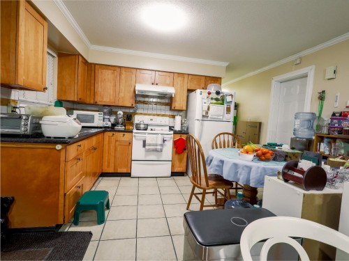 2038 40Th Avenue E, Vancouver, BC 