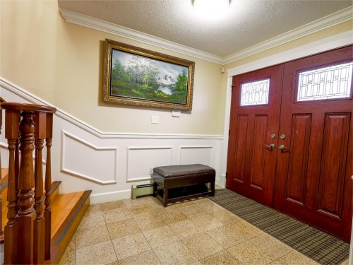 2038 40Th Avenue E, Vancouver, BC 