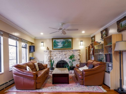 2038 40Th Avenue E, Vancouver, BC 