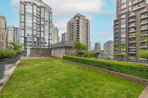 1801-1088 Richards Street, Vancouver, BC 