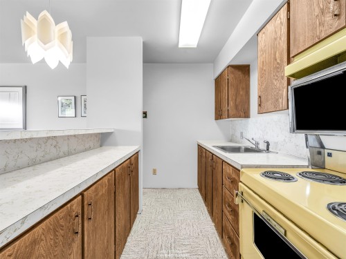 1331 Chartwell Drive, West Vancouver, BC 