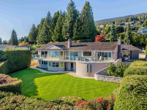 1331 Chartwell Drive, West Vancouver, BC 