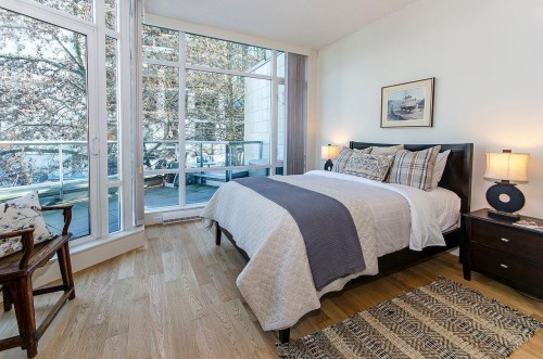 202-499 Broughton St, Vancouver, BC 