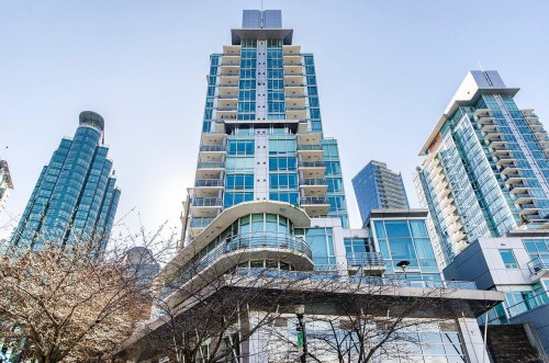 202-499 Broughton St, Vancouver, BC 