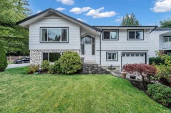 3566 Regent Avenue  North Vancouver, BC V7N 2B9